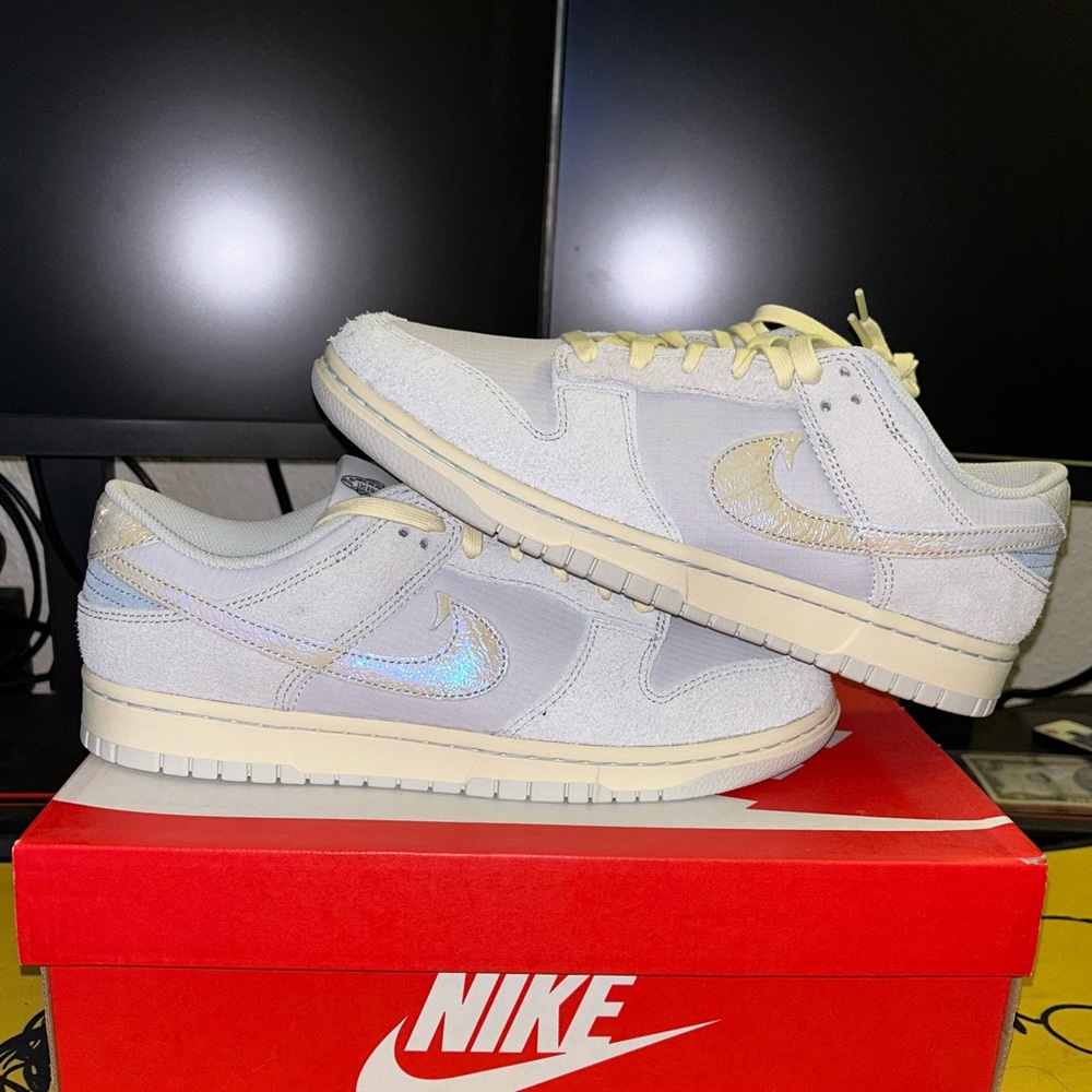 Nike Dunk Low SE- Gone Fishing Chinook Salmon